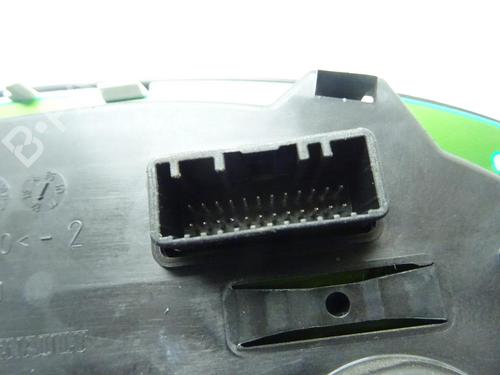 Used Instrument cluster Instrument cluster DACIA LODGY (JS_) 1.2 TCe (JSAY, JSM0) (115 hp) 33946630 33946630