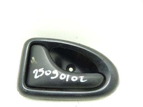 Used Front left interior door handle RENAULT KANGOO (KC0/1_) 1.2 (KC0A, KC0K, KC0F, KC01) (58 hp) 31834686