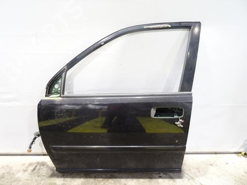 Used Left front door NISSAN X-TRAIL I (T30) 2.2 Di 4x4 (114 hp) 29040385