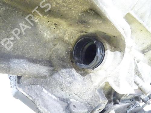 Gearbox LAND ROVER RANGE ROVER III (L322) 4.4 D 4x4 | BP27575237M3 