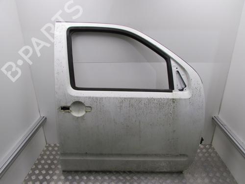 Used Right front door Right front door NISSAN NAVARA NP300 (D40) 2.5 dCi 4WD (D40TT, D40T, D40M, D40BB) (190 hp) 20050164 20050164