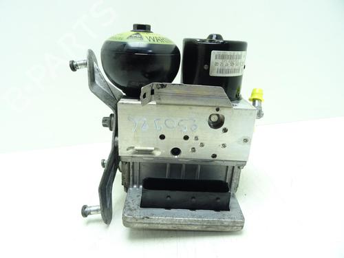 Used ABS pump MERCEDES-BENZ E-CLASS (W211) E 320 CDI (211.026) (204 hp) 30089817