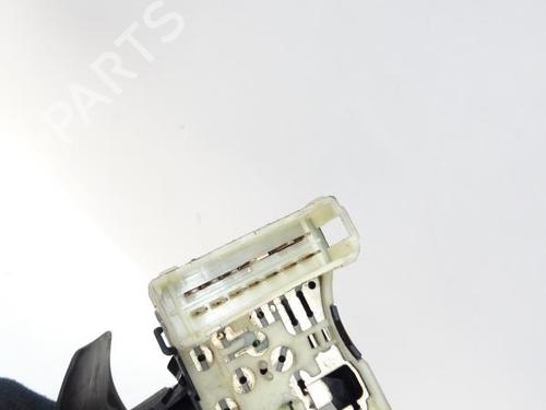 Used Steering column stalk RENAULT CLIO II (BB_, CB_) 1.9 dTi (B/CB0U) (80 hp) 20068393