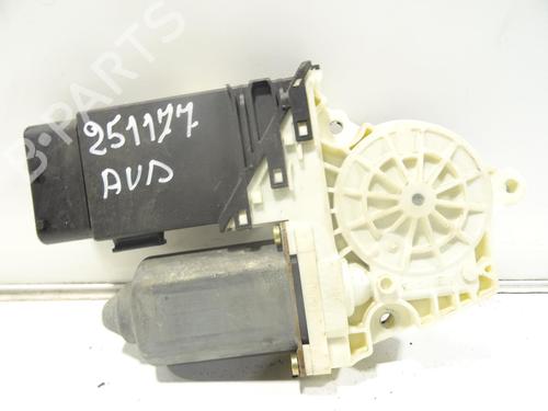 Used Right front window motor VW GOLF IV (1J1) 1.9 SDI (68 hp) 30771835