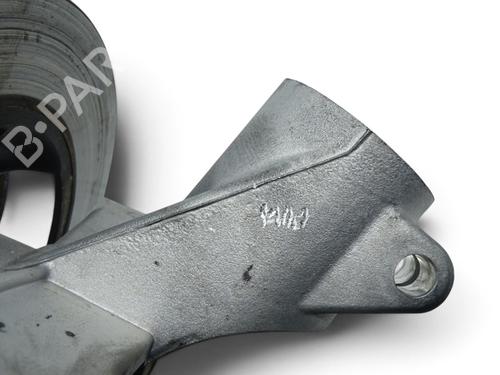Used Left front steering knuckle Left front steering knuckle MICROCAR DUE 0.5 (5 hp) 40281620 40281620