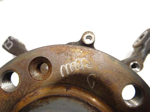 Left front steering knuckle VW POLO III (6N1) 60 1.4 | BP29838772M25