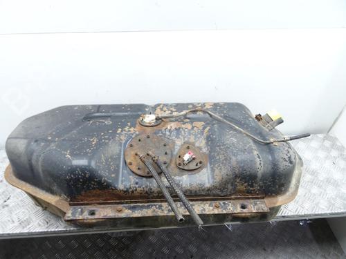 Depósito de combustible MITSUBISHI PAJERO II (V3_W, V2_W, V4_W, V5_W) 2.5 TD 4WD (V24W) (99 hp) 30408763