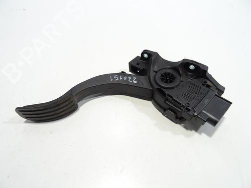 Used Pedal Pedal VOLVO XC70 II (136) D5 AWD (185 hp) 20061893 20061893