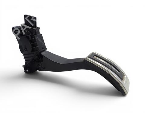 pedal-vw-golf-vii-5g1-bq1-be1-be2-2012-2013-2014-2015-2016-2017-2018-2019-2020-2021-37067678 main image