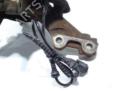 Used Left front steering knuckle Left front steering knuckle RENAULT TWINGO II (CN0_) 1.2 16V (CN04, CN0B) (75 hp) 28490206 28490206