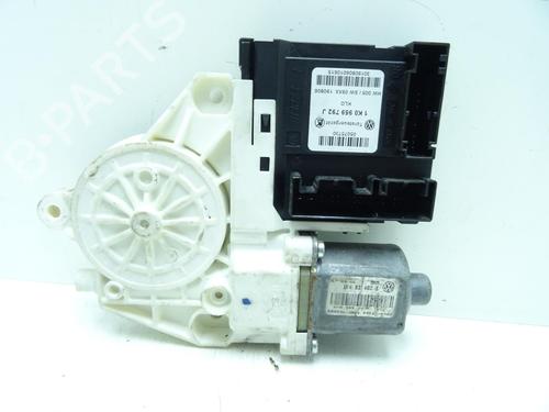 Right front window motor VW GOLF V (1K1) 1.9 TDI | BP33315517E20 - Image 4