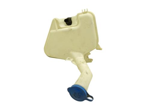 windscreen-washer-tank-toyota-yaris-_p9_-2005-2006-2007-2008-2009-2010-2011-2012-2013-2014-40253388 main image