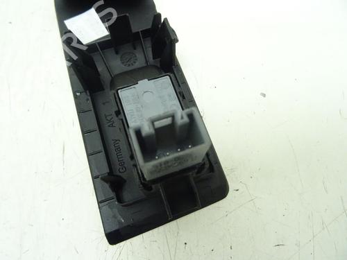 Right rear window switch VW PASSAT B7 Variant (365) 2.0 TDI | BP32335230I28 - Image 4