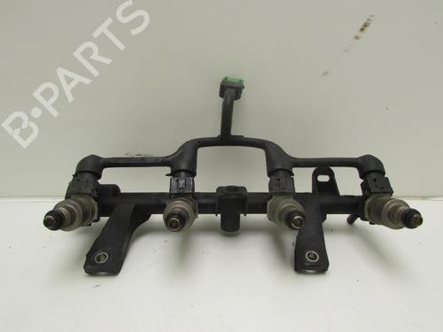 Used Injection rail PEUGEOT 306 Hatchback (7A, 7C, N3, N5) 1.4 (75 hp) 20062221