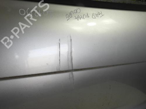 Used Right front door Right front door 21968374 21968374