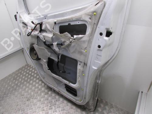 Used Right front door Right front door 20857669 20857669