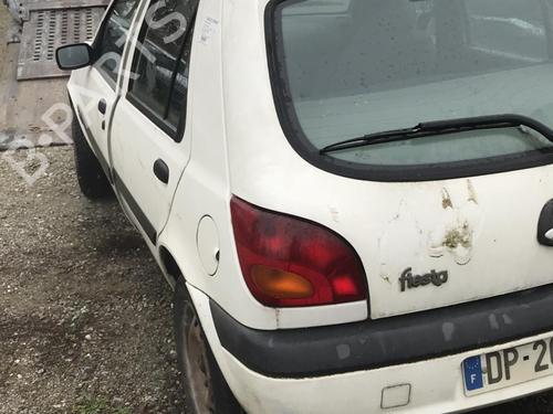 Venstre bak utvendig håndtak FORD FIESTA IV (JA_, JB_)  | BP20043932C130 