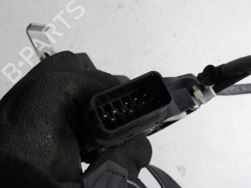 Used Front right lock FORD MONDEO IV Turnier (BA7) 2.0 TDCi (140 hp) 20041115