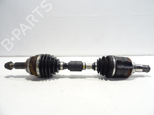 Transmisión delantera izquierda TOYOTA COROLLA Verso (ZER_, ZZE12_, R1_) 2.2 D-4D (AUR10_, AUR10R) (136 hp) 32447369