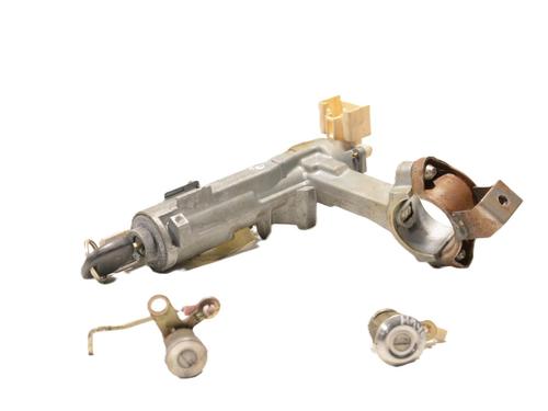 Used Ignition barrel TOYOTA LAND CRUISER 90 (_J9_) 3.0 TD (KZJ90_, KZJ95_, KZJ90R, KZJ95R, KZJ90W, KZJ95W) (125 hp) 31658518