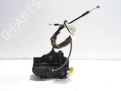 Used Front left lock NISSAN QASHQAI I (J10, NJ10) 2.0 (141 hp) 28908491