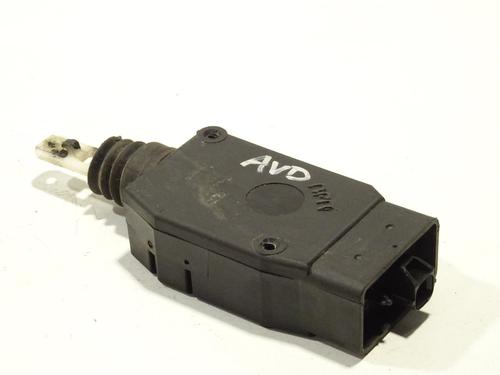Used Front right lock LAND ROVER DEFENDER Station Wagon (L316) 2.5 Td5 4x4 (L316) (122 hp) 24338850
