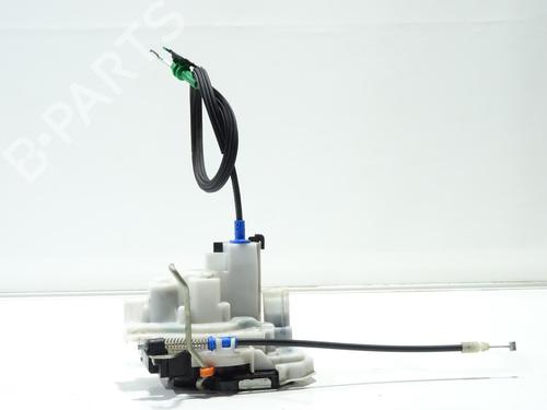 Fechadura frente esquerda PEUGEOT BIPPER Tepee 1.3 HDi 75 (75 hp) 31064439