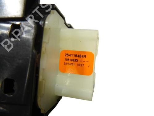 Used Left front window switch Left front window switch RENAULT KANGOO / GRAND KANGOO II (KW0/1_) [2008-2026] 39605820 39605820