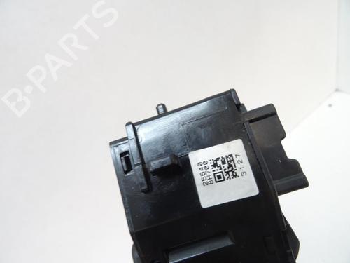 Used Switch NISSAN X-TRAIL I (T30) 2.2 Di 4x4 (114 hp) 20066909