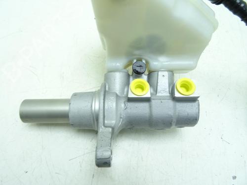 Used Brake master cylinder Brake master cylinder PEUGEOT 308 SW II (LC_, LJ_, LR_, LX_, L4_) 1.6 BlueHDi 120 (120 hp) 31641642 31641642