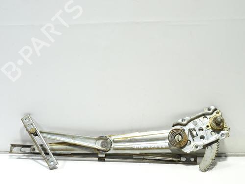 Used Front right window mechanism Front right window mechanism SUZUKI SJ410 1.0 (SJ410) (45 hp) 29635721 29635721