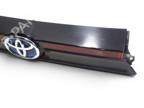 tailgate-trim-toyota-yaris-cross-mxp_-2020-37725892 main image