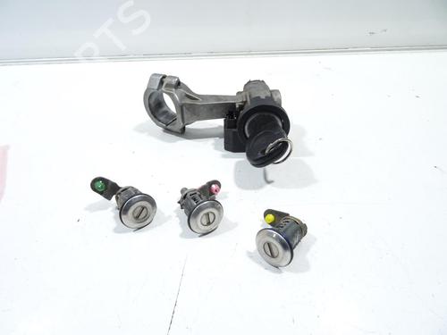 Used Ignition barrel NISSAN MICRA II (K11) 1.0 i 16V (K11) (60 hp) 32366230