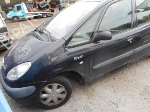 Right headlight CITROËN XSARA PICASSO (N68) 2.0 HDi | BP20059855C29 