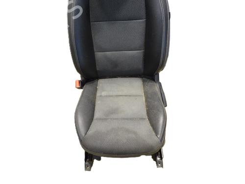 Used Left front seat Left front seat MERCEDES-BENZ CLA Shooting Brake (X117) CLA 180 (117.942) (122 hp) 32339636 32339636