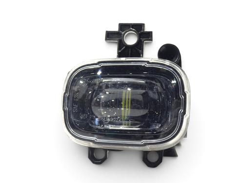 right-front-fog-light-renault-zoe-bfm_-2012-39761399 main image