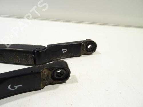 front-windshield-wiper-arm-nissan-pulsar-hatchback-c13-2014-27716459 main image