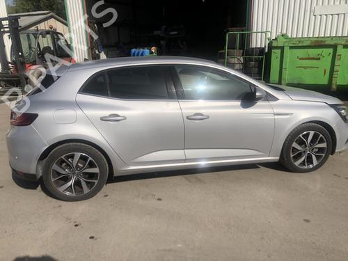 Brugte RENAULT MEGANE IV Saloon 1.5 dCi 110 1818374