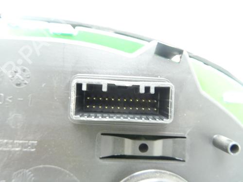 Used Instrument cluster Instrument cluster DACIA SANDERO II 1.0 SCe 75 (B8JC, B8JD, B8NC) (73 hp) 32776395 32776395