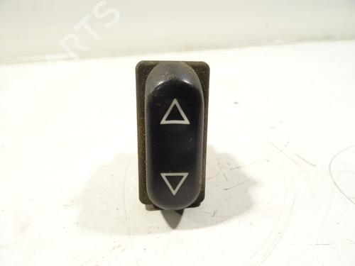 Used Right front window switch PEUGEOT 306 Hatchback (7A, 7C, N3, N5) 1.9 D (68 hp) 30905214