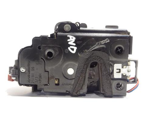 Front right lock SKODA ROOMSTER (5J7) 1.9 TDI | BP28164582C97 