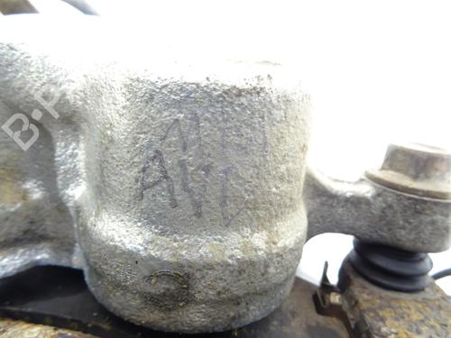 Pinza freno delantera derecha MITSUBISHI PAJERO II (V3_W, V2_W, V4_W, V5_W) 2.8 TD (V46W, V26W) | BP30855507M104