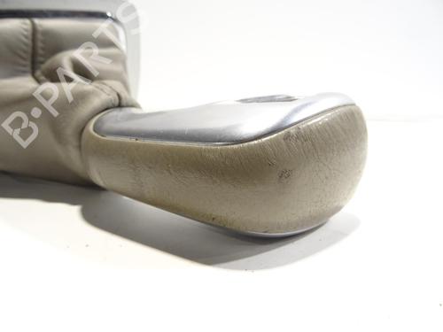 Used Shift knob Shift knob CITROËN C5 III (RD_) 3.0 HDi 240 (RDX8CA) (241 hp) 27343525 27343525