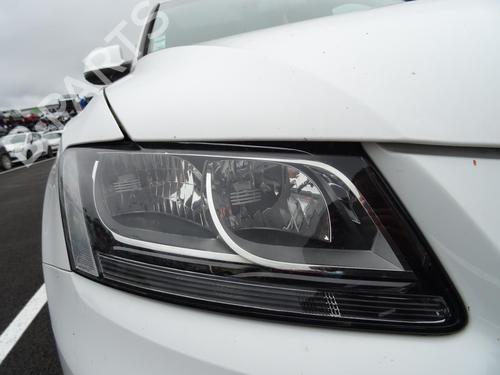 Used Right headlight AUDI Q5 (8RB) 2.0 TDI quattro (170 hp) 28500281