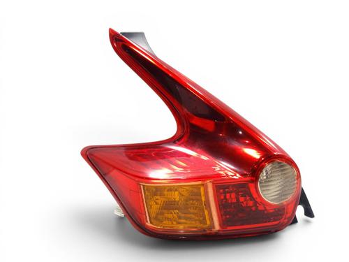 left-taillight-nissan-juke-f15-2010-2011-2012-2013-2014-2015-2016-2017-2018-2019-36372907 main image
