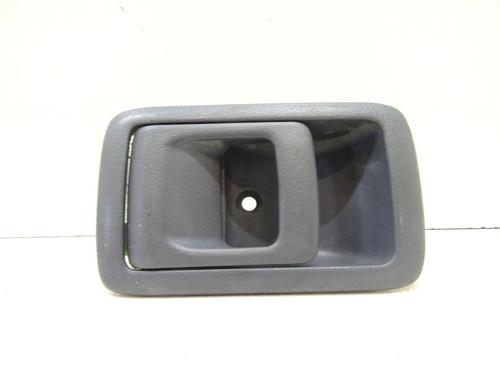 Used Front right interior door handle TOYOTA LAND CRUISER 90 (_J9_) 3.0 TD (KZJ90_, KZJ95_, KZJ90R, KZJ95R, KZJ90W, KZJ95W) (125 hp) 20042713