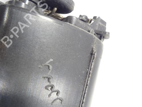 fuel-flap-dacia-duster-pym_-pyn_-2023-39166737 main image