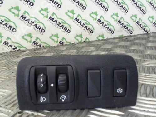 Used Switch RENAULT MEGANE III Hatchback (BZ0/1_, B3_) 1.5 dCi (BZ09, BZ0D, BZ1W, BZ29, BZ14) (110 hp) 21968521