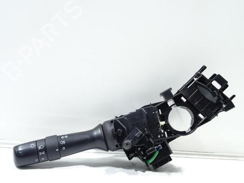Used Switch Switch TOYOTA YARIS (_P13_) 1.3 (NSP130_, NSP130) (99 hp) 23786609 23786609