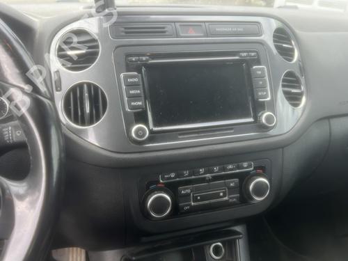 Switch VW TIGUAN (5N_) 2.0 TDI | BP29756992I30 - Image 9